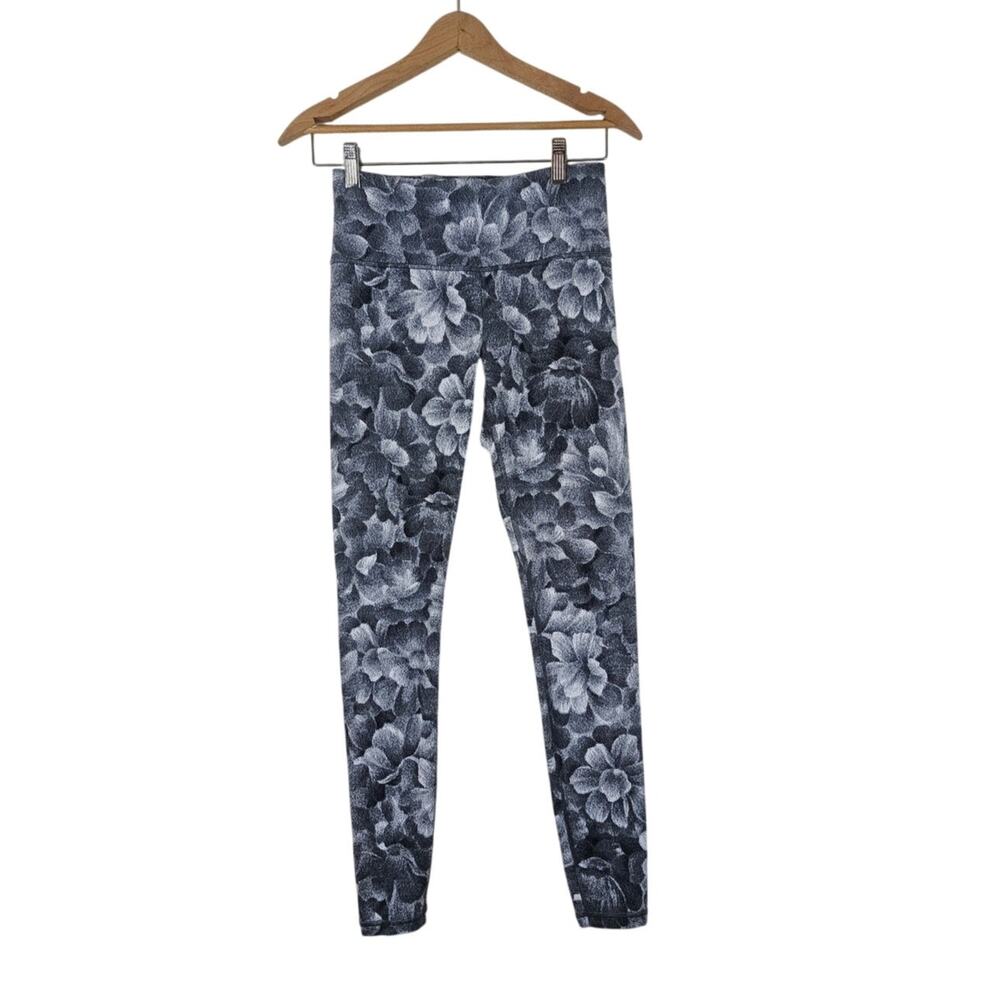 Athleta Elation Textured Tight Leggings Chakra Floral Black Sea Salt Size S